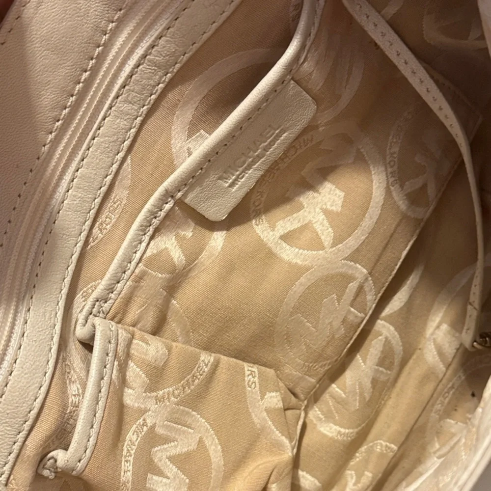 Michael Kors Vintage Leather Handbag Cream